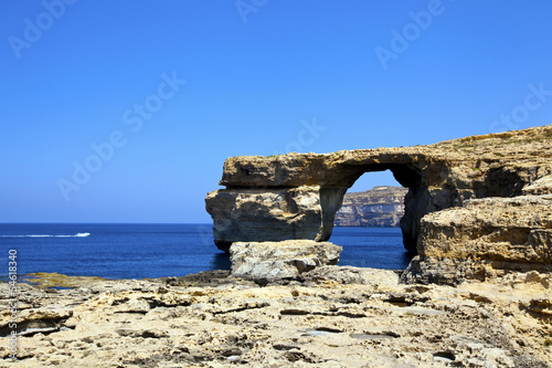 Fototapeta Naklejka Na Ścianę i Meble -  Azure Window, famous stone arch on Gozo island, Malta.