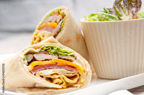 club sandwich pita bread roll
