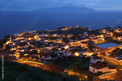 Panorama der Insel Corvo Azoren Portugal bei Nacht photo