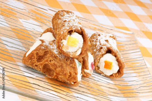 Mini sicilian cannoli