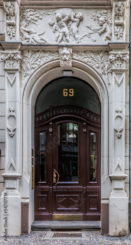 Fasade  doors