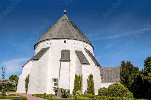 Die Kirche Osterlars Kirke auf Bornholm photo