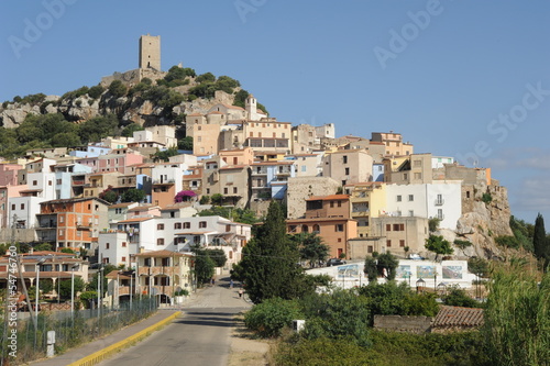 Il villaggio di Posada sull'isola di Sardegna