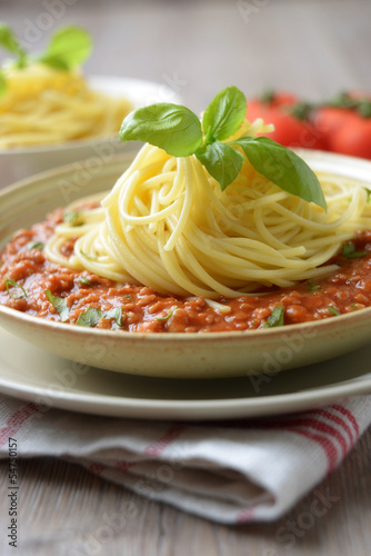 Sojabolognese mit Spaghetti