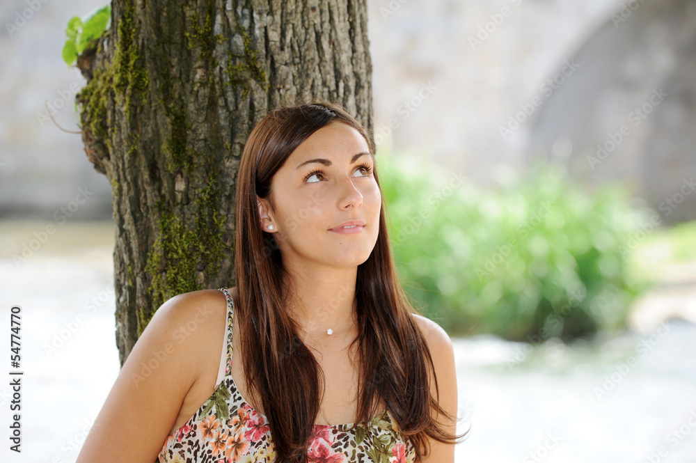 jeune femme jeune femme