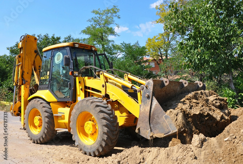 Transportation and mechanization in construction