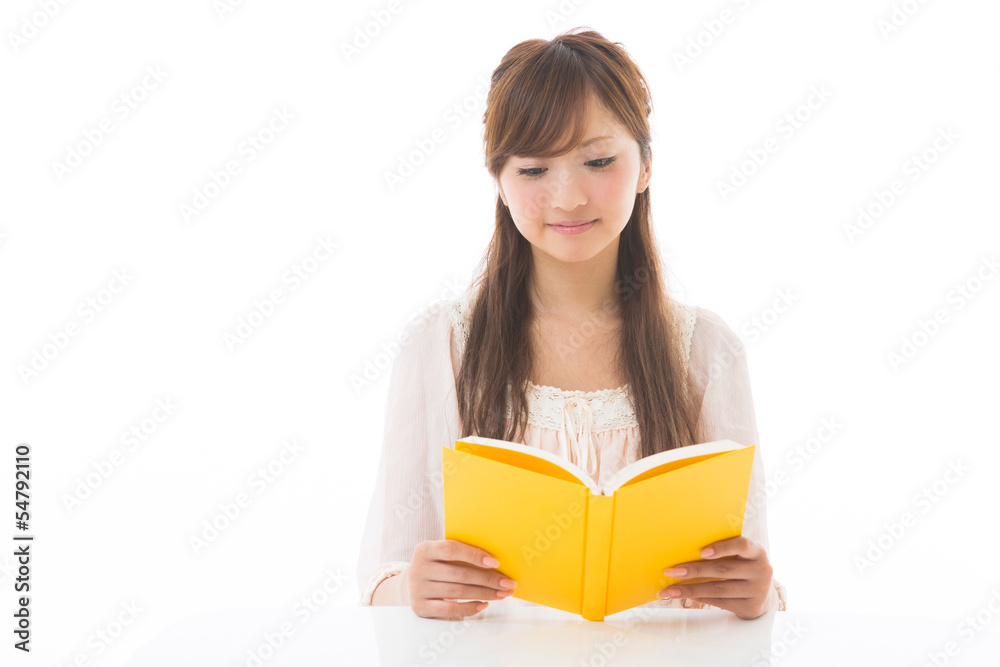 本を読む女性 本を読む女性