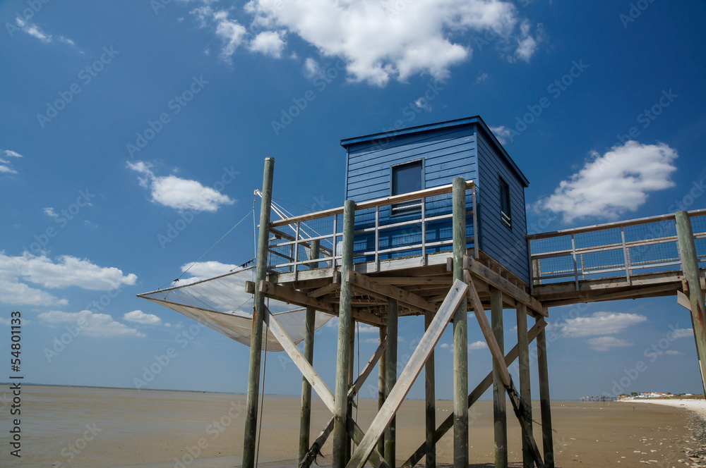 carrelets en charente-maritime à marée basse 9 carrelets en charente-maritime à marée basse 9