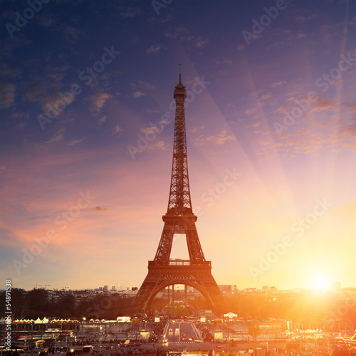 Paris cityscape at sunset - eiffel tower