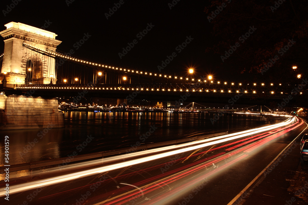 Fototapeta premium The Chain Bridge