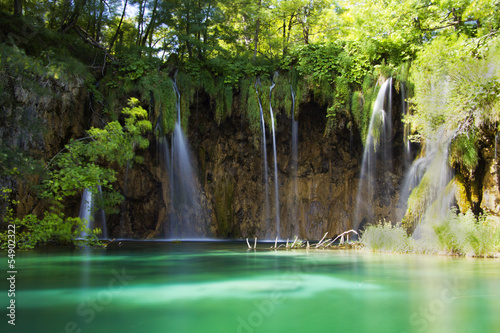 Fototapeta Naklejka Na Ścianę i Meble -  Plitvice lakes waterfall, Croatia