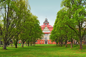 Wandcirkels Oud Ziekenhuis Beelitz Vervallen trappenhuis Beelitzer Heilstätten  © ArTo