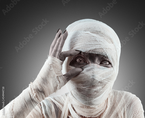 Fotografia, Obraz Heloween mummy looks at you