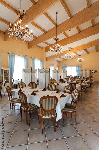 Mediterranean interior - elegant dinner