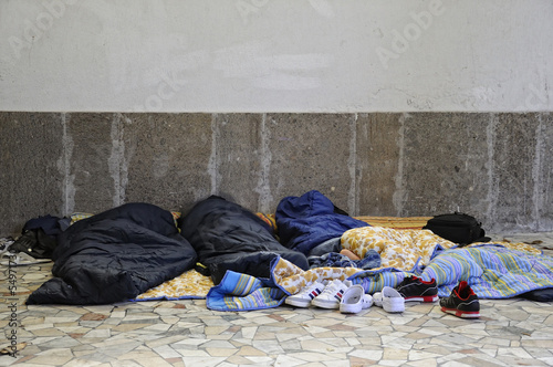 sleeping in outdoors