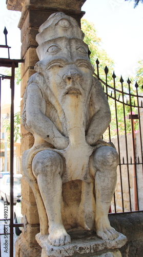 Mostro di pietra a villa Palagonia