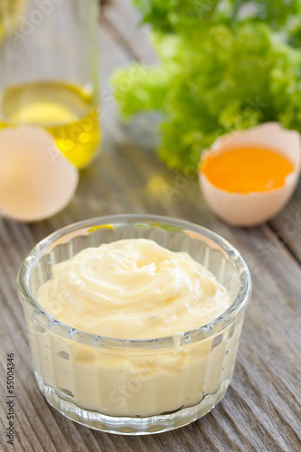 Tableau sur toile Homemade aioli sauce.