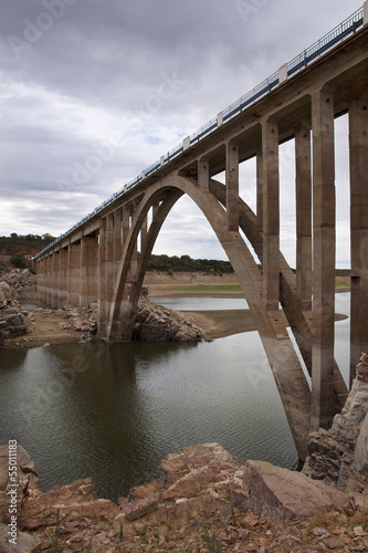 Stone bridge over a lake, Zamora, Spain © Silvia Pascual