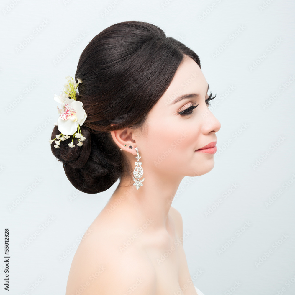bridal make up and hair style. bridal make up and hair style.