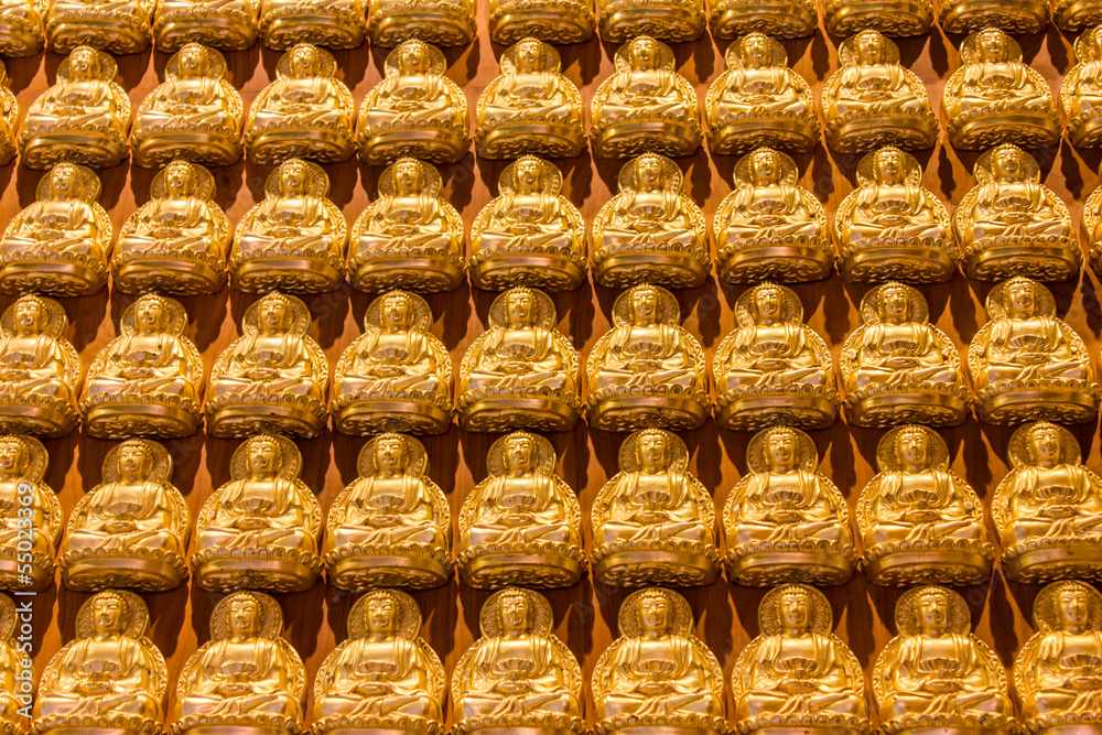 10,000 image of Buddha