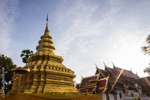 Wat Pra That Chomthong vora vihan in Morning   Chedi in Chiangma