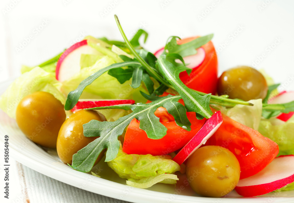 Fresh vegetable salad