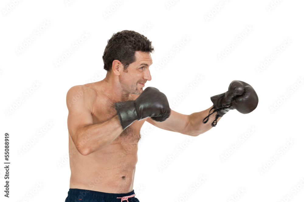 erwachsener sportlicher mann boxer mit boxhandschuhen