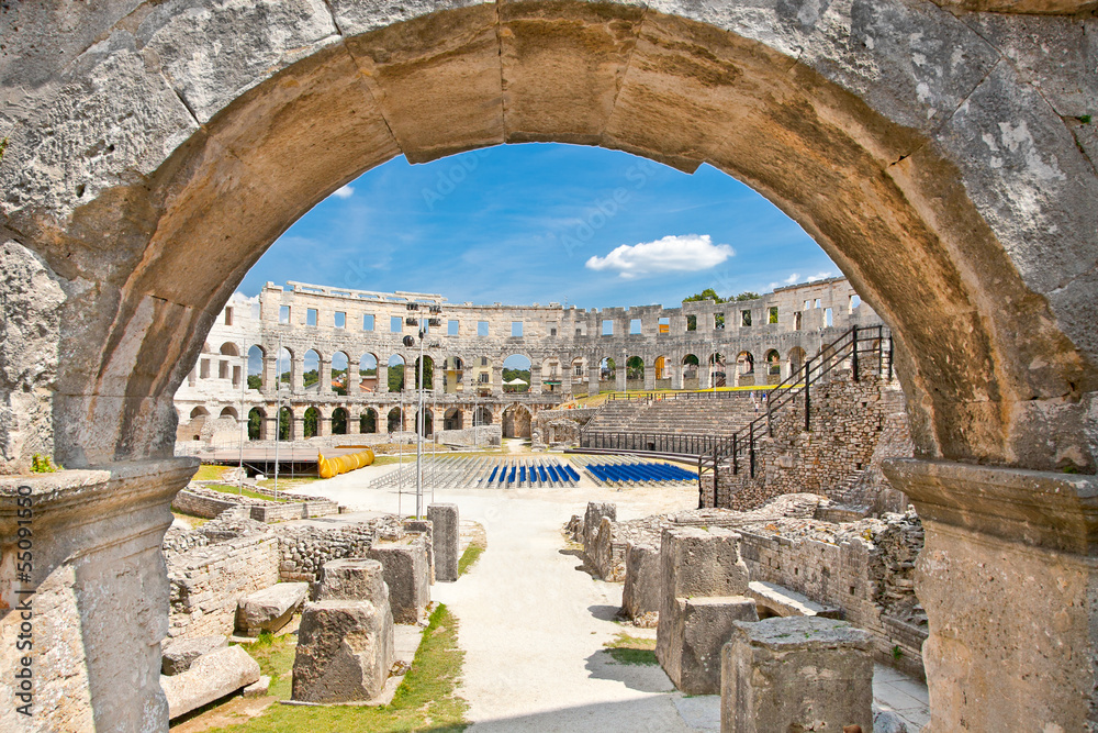 Fototapeta premium Roman amphitheatre (Arena) in Pula. Croatia.