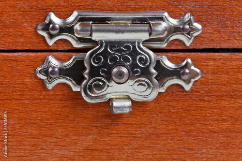 Valokuva metal latch wooden box