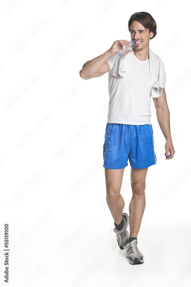 junger sportlicher mann mit Wasserflasche junger sportlicher mann mit Wasserflasche