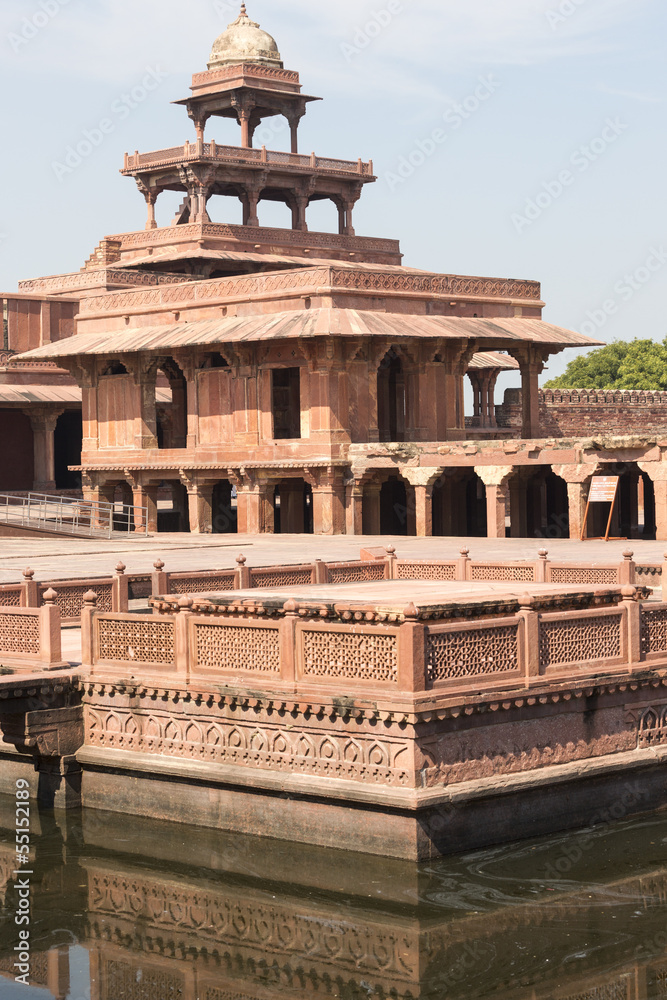 Fatehpur_Anup talao, platform used for singing competitions