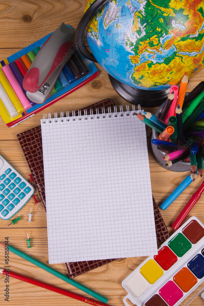 Obraz premium Supplies for school