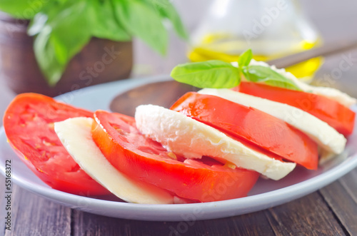 mozzarella with tomato