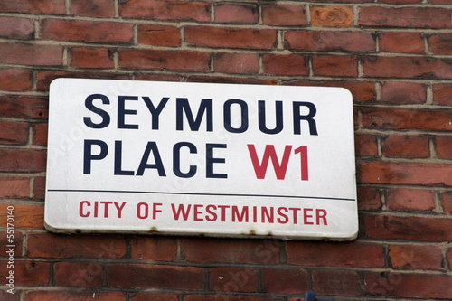 Seymour Place street sign in London © William Richardson