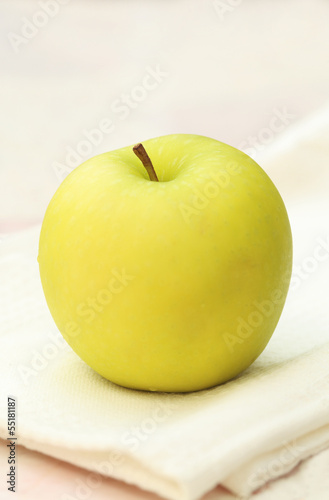 Green apple