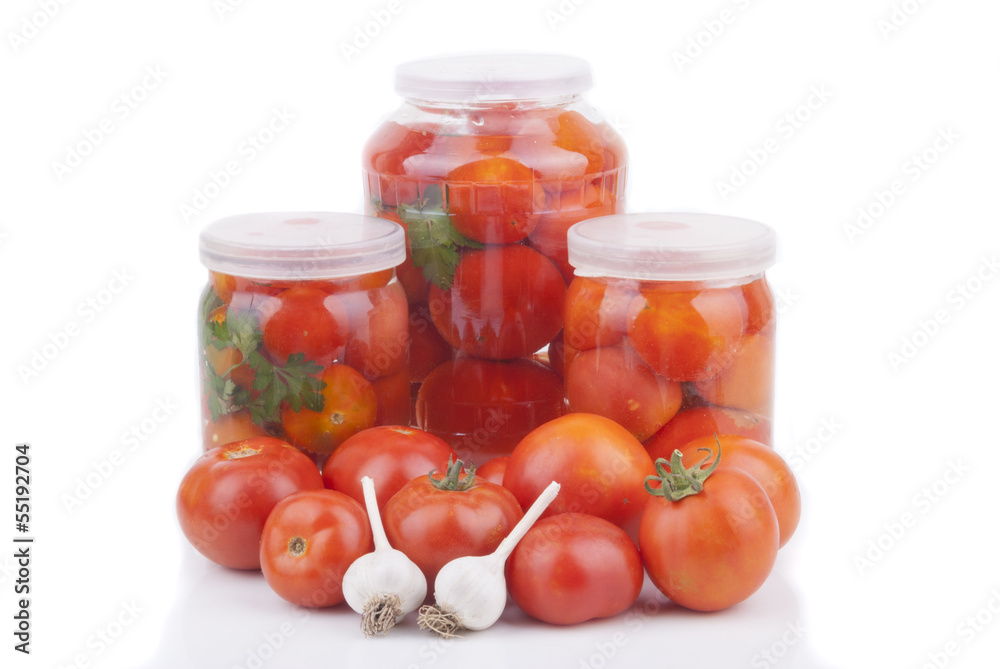Fresh and canned tomatoes. Fresh and canned tomatoes.