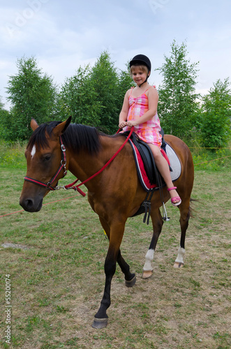 Girl horse riding © Piotr Wawrzyniuk