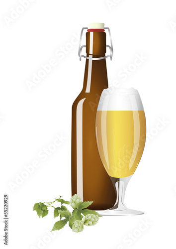 Bierflasche und Bierglas