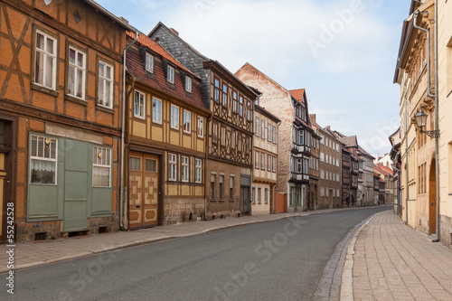 Straße mit Fachwerkhäusern in Quedlinburg