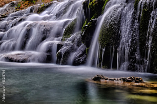 Fototapeta Naklejka Na Ścianę i Meble -  Waterfall