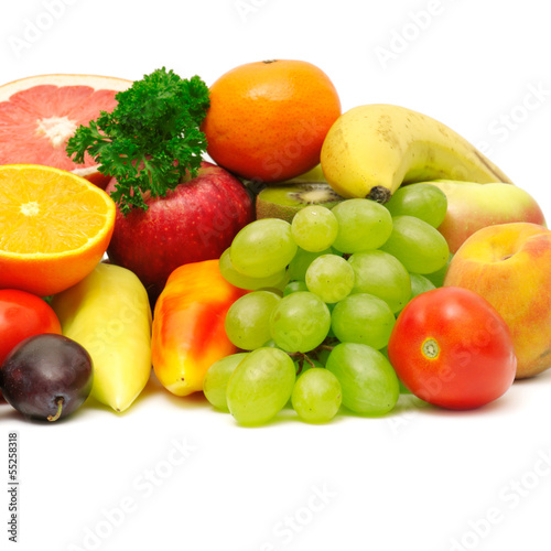 Fototapeta Naklejka Na Ścianę i Meble -  fresh fruits and vegetables on white background