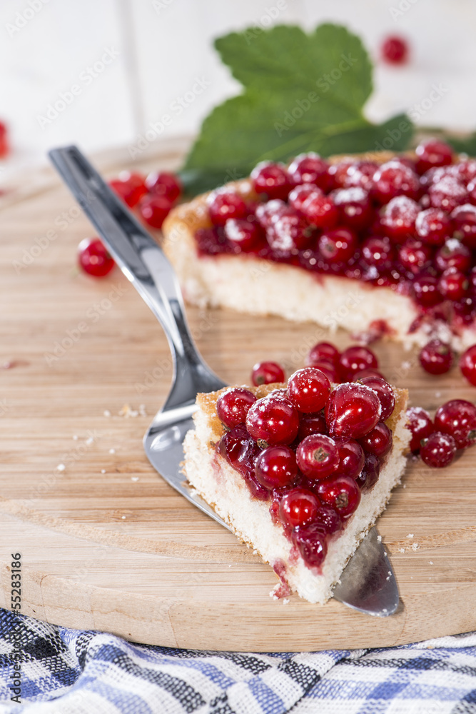 Small Red Currant Cupcake Small Red Currant Cupcake