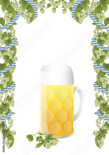 Bier und Hopfengirlande