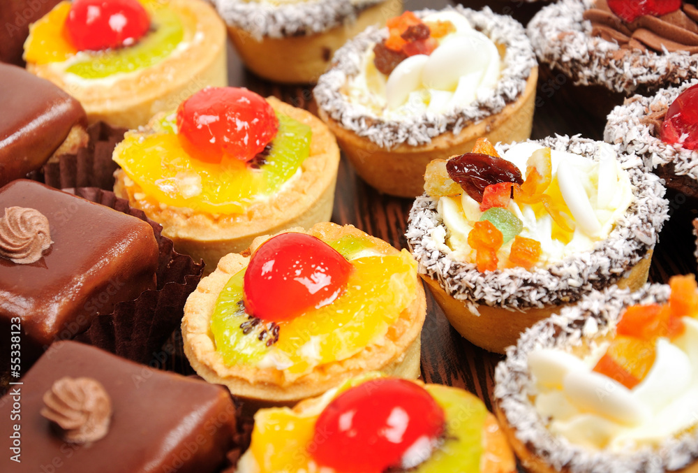 Many cakes Many cakes