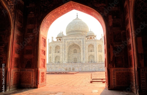The view of Taj Mahal from its mosque