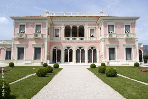 Front view of the Villa Ephrussi de Rothschild