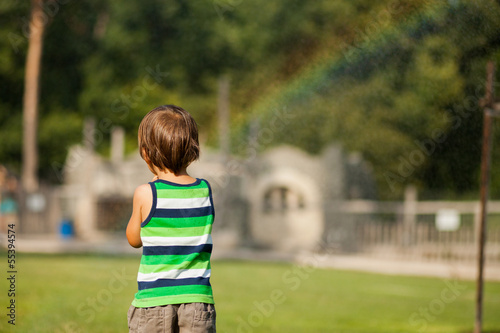 Photography Boy, looking at the rainbow