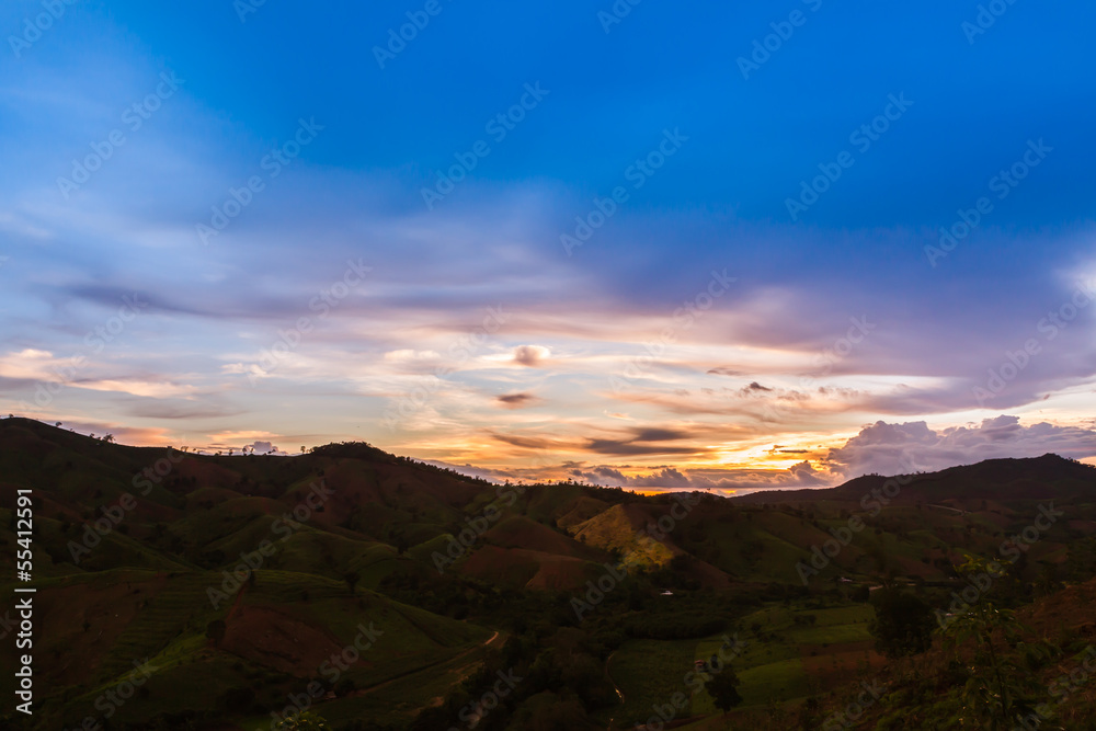 Obraz premium Sunset on mountain