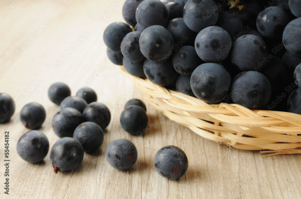 Uva fragola o americana nel cestino Uva fragola o americana nel cestino