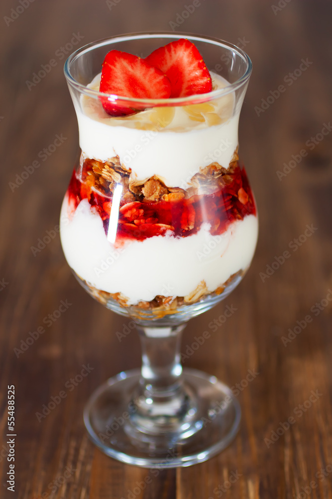 Dessert with yogurt and granola